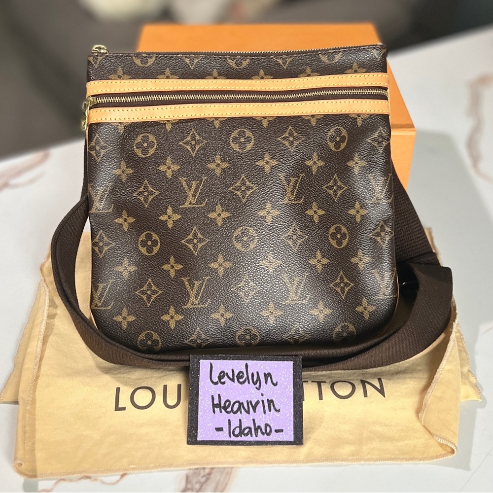 SOLD-Authentic Louis Vuitton Bosphore Pochette Monogram